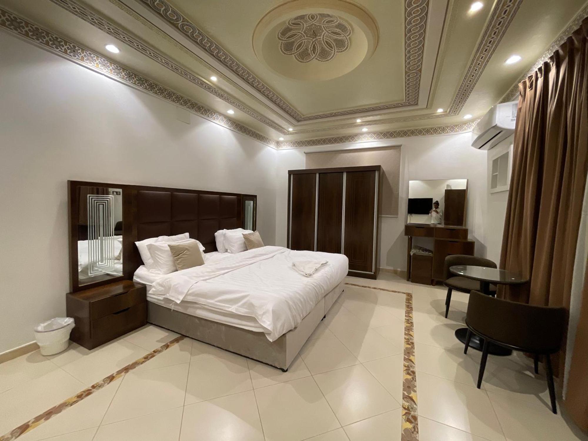 Friday Suites Al Ula Buitenkant foto