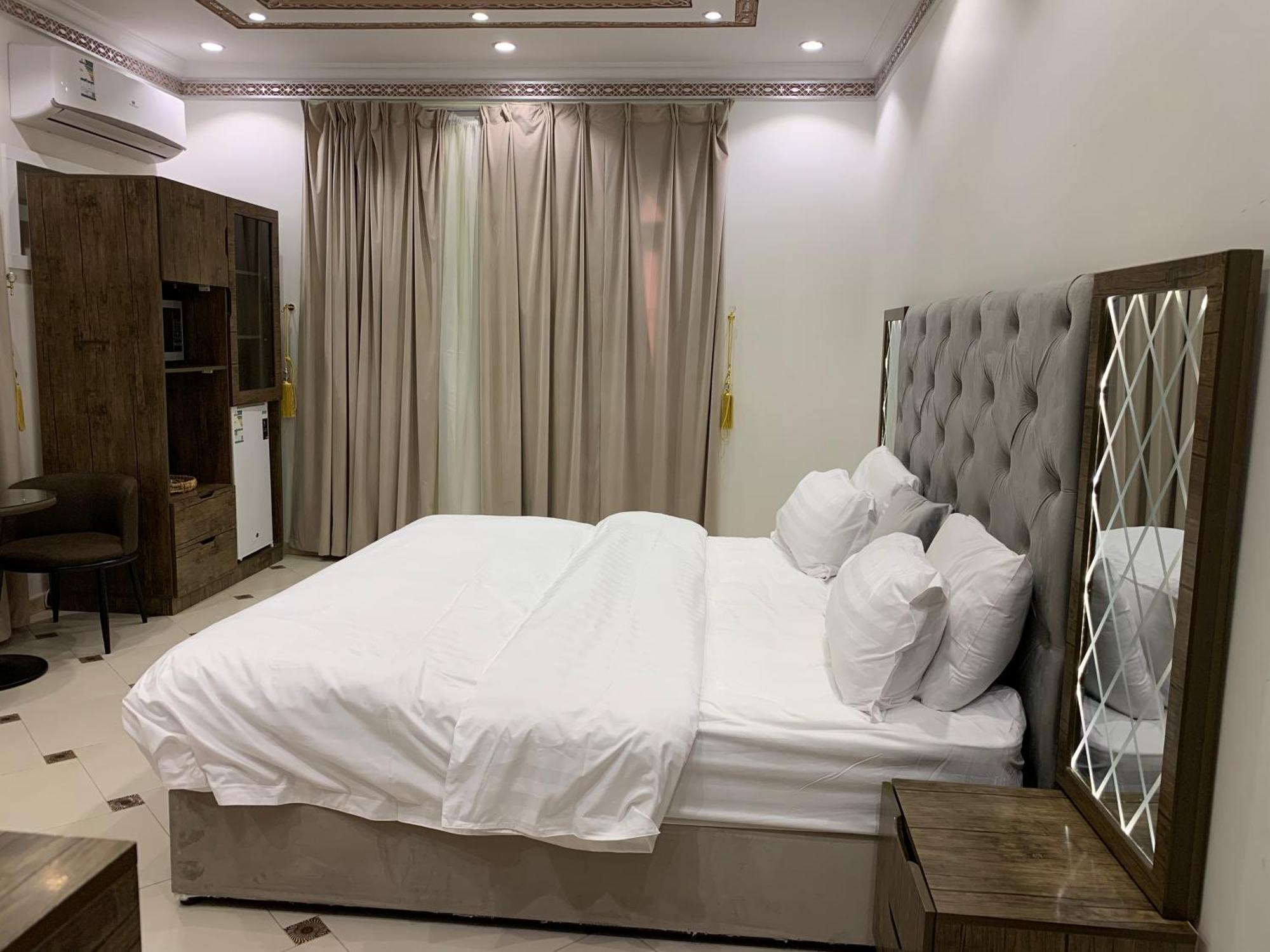 Friday Suites Al Ula Buitenkant foto