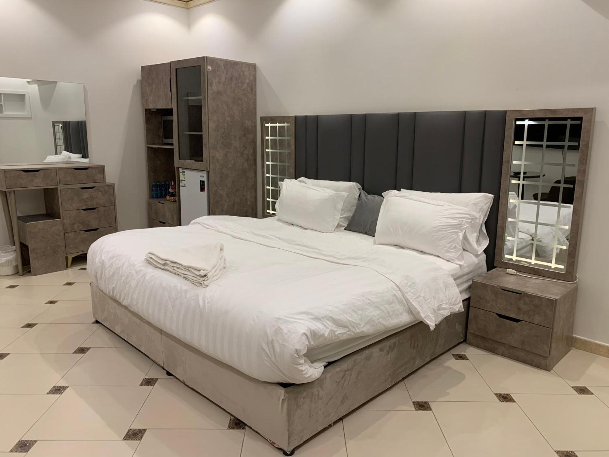 Friday Suites Al Ula Buitenkant foto