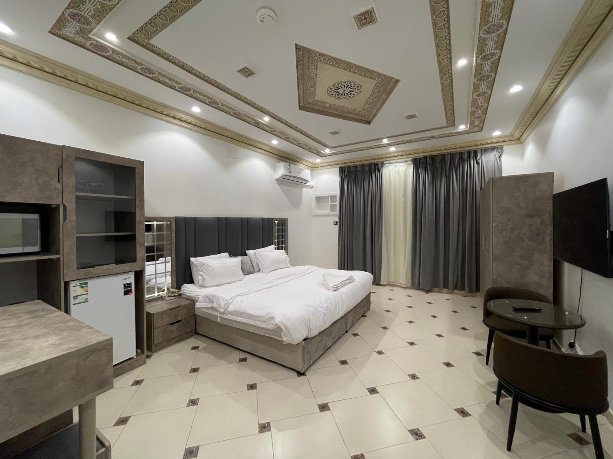 Friday Suites Al Ula Buitenkant foto
