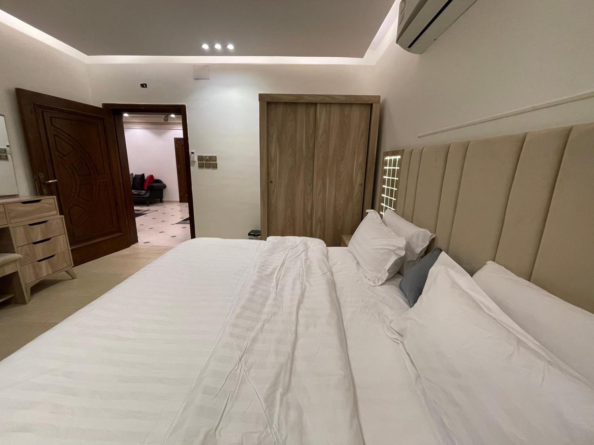 Friday Suites Al Ula Buitenkant foto