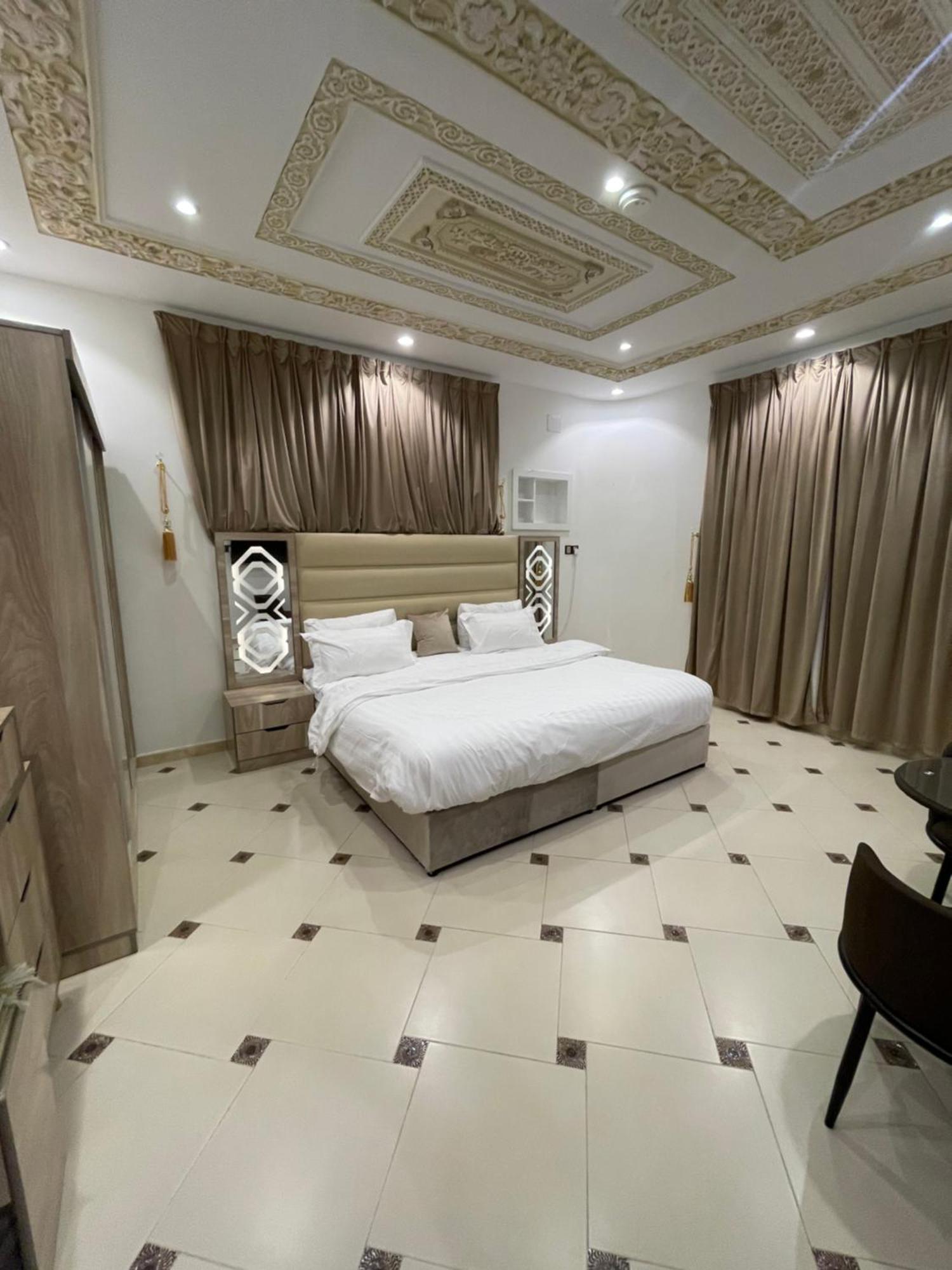 Friday Suites Al Ula Buitenkant foto