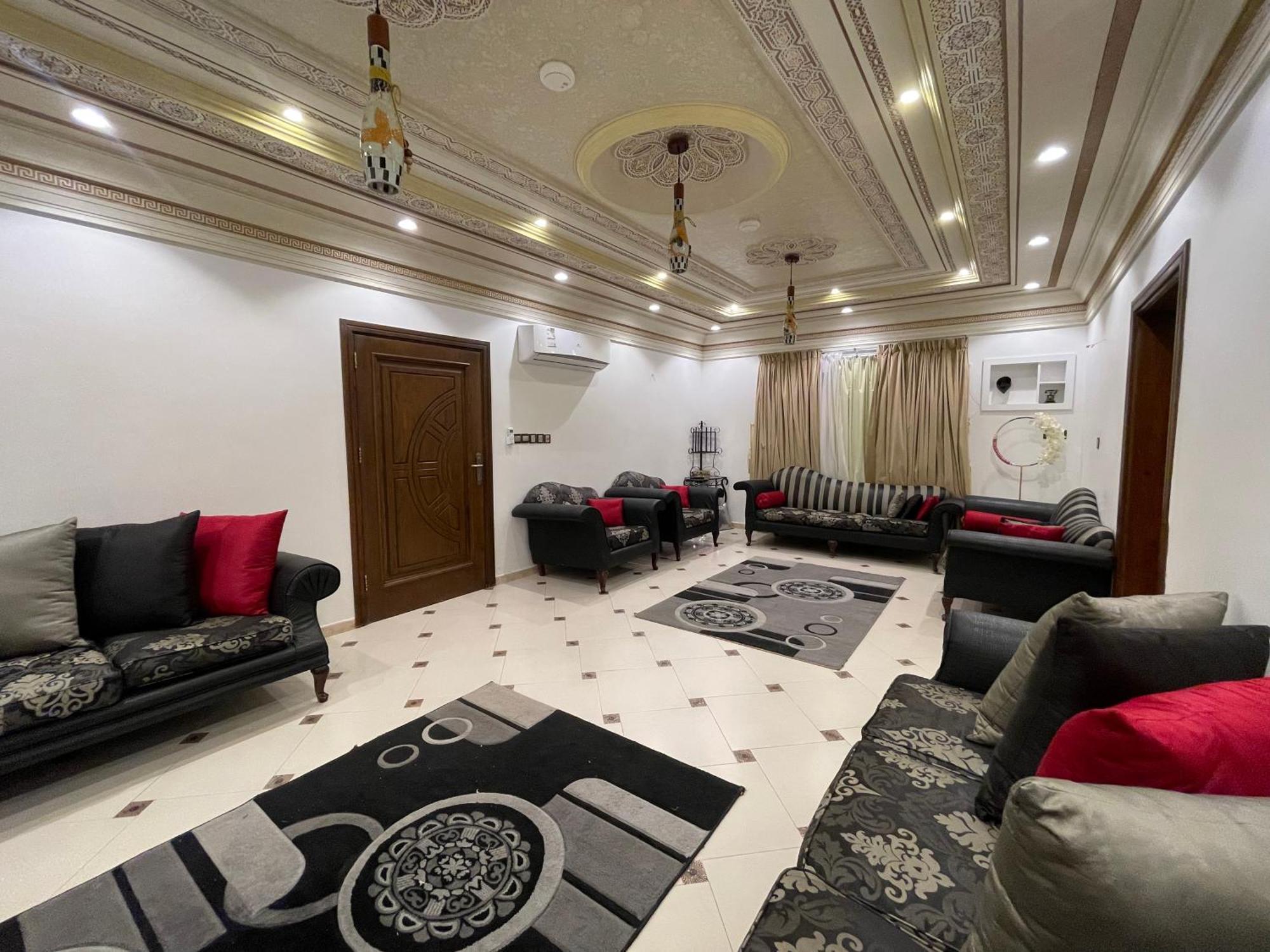 Friday Suites Al Ula Buitenkant foto